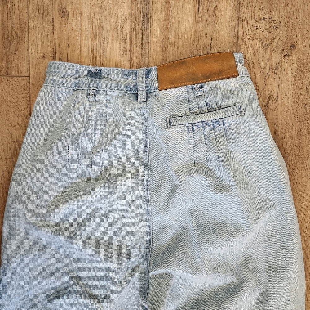 Loewe Cropped Balloon Jeans - Picture 8 of 14